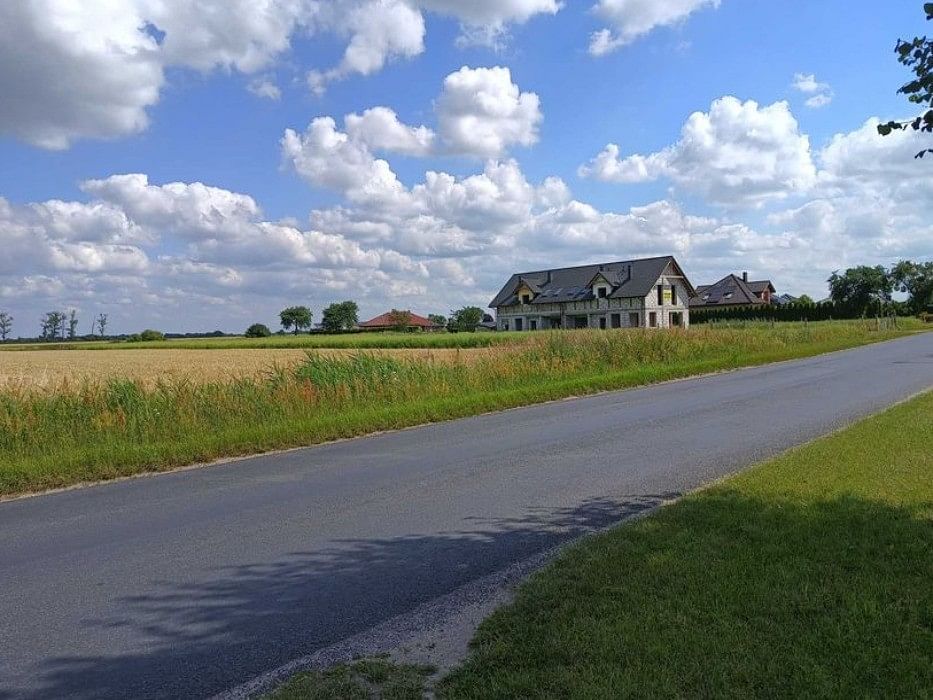 Dom 5 pokojowe na Sprzedaż