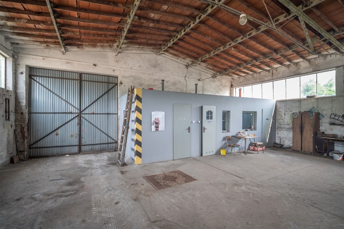 Lokal użytkowy  pokojowe na Sprzedaż