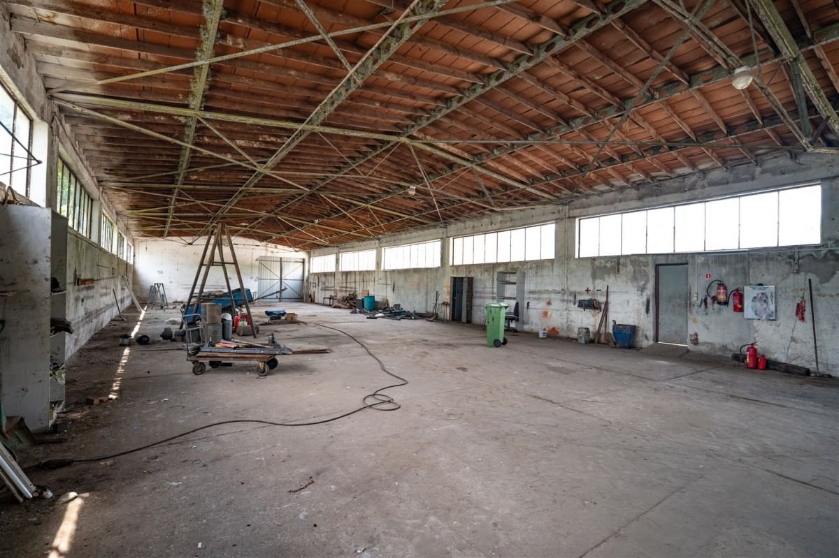 Lokal użytkowy  pokojowe na Sprzedaż