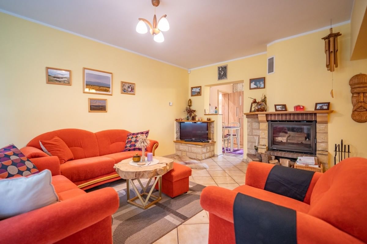 Dom 4 pokojowe na Sprzedaż