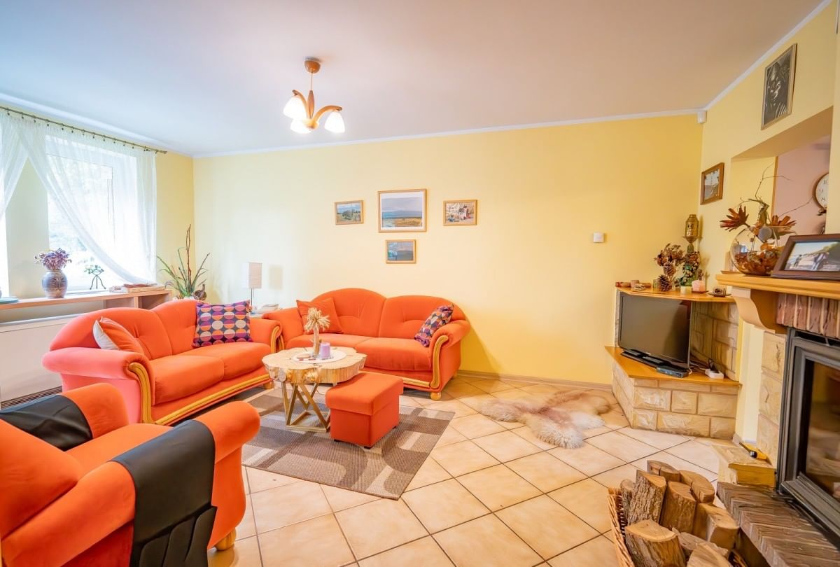 Dom 4 pokojowe na Sprzedaż