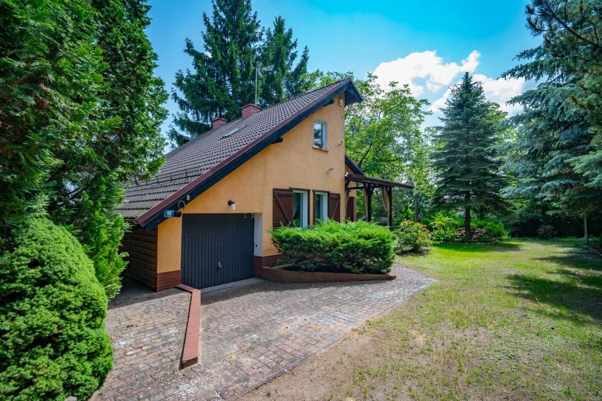 Dom 4 pokojowe na Sprzedaż