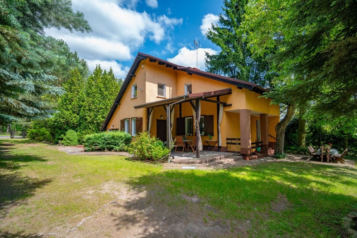 Dom 4 pokojowe na Sprzedaż