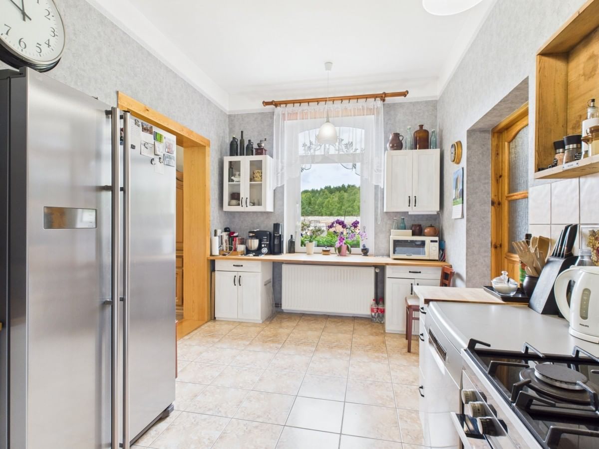 Dom 4 pokojowe na Sprzedaż