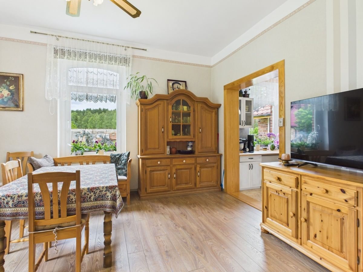 Dom 4 pokojowe na Sprzedaż