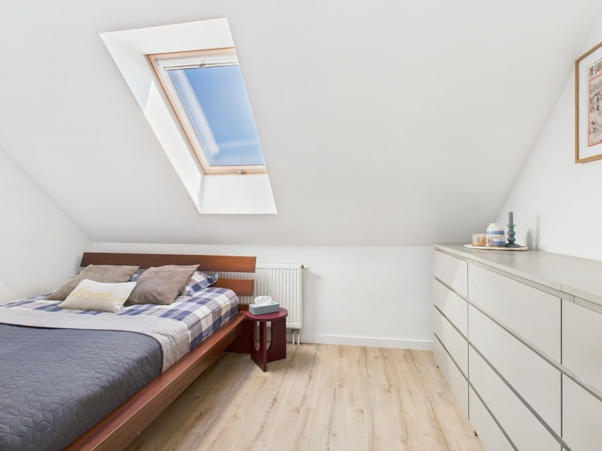 Dom 10 pokojowe na Sprzedaż