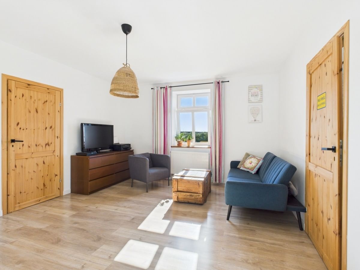 Dom 10 pokojowe na Sprzedaż