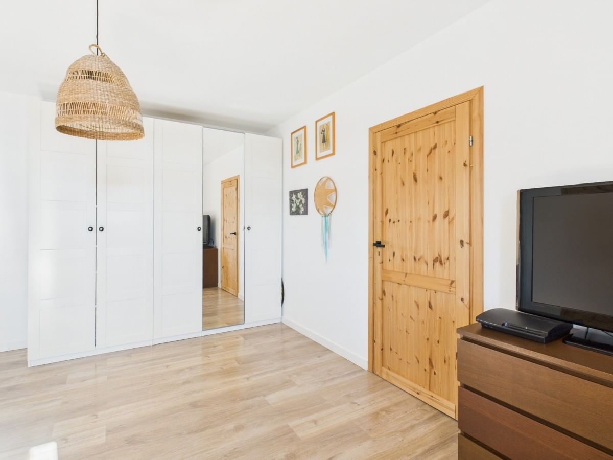 Dom 10 pokojowe na Sprzedaż