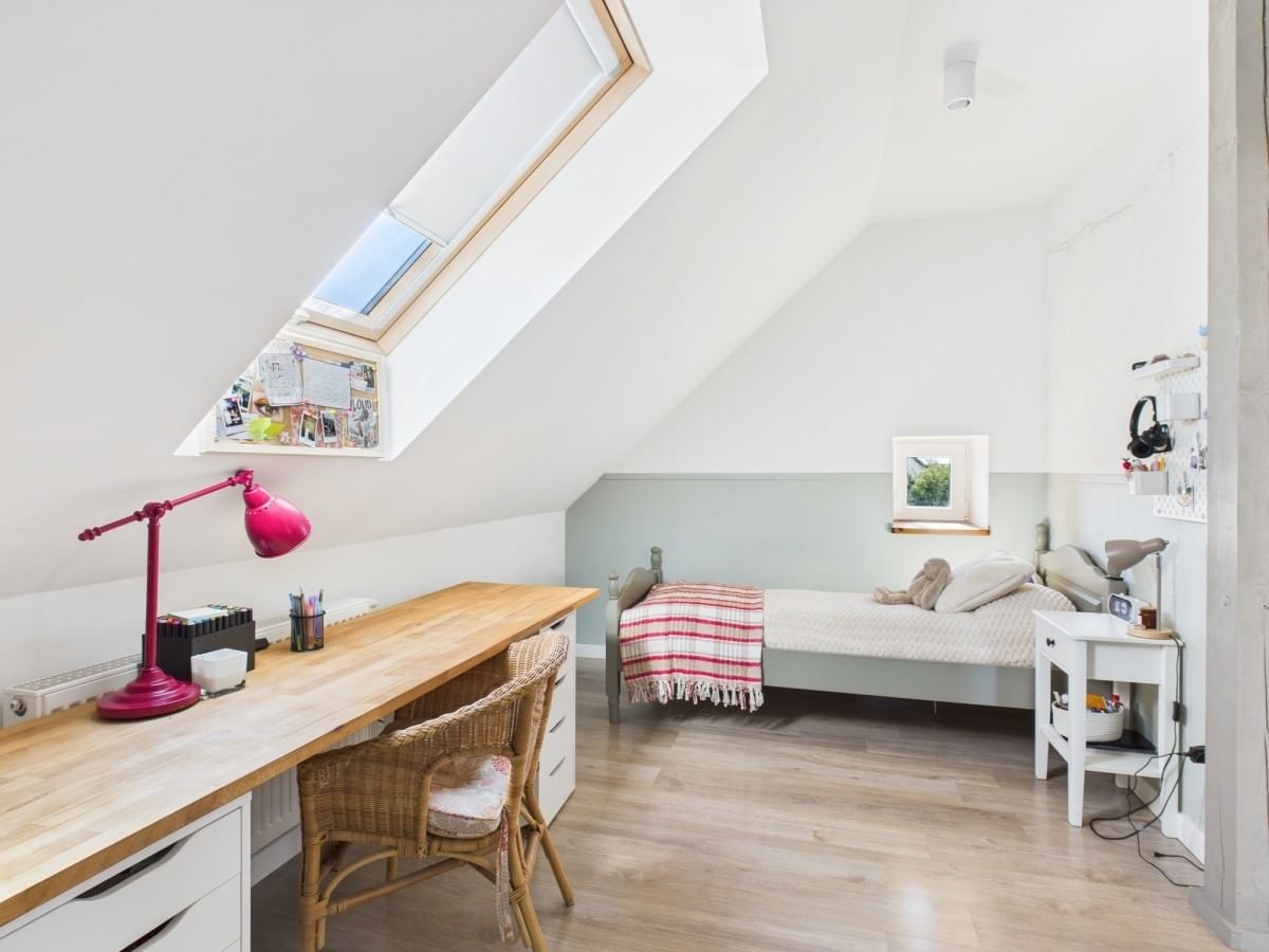 Dom 10 pokojowe na Sprzedaż