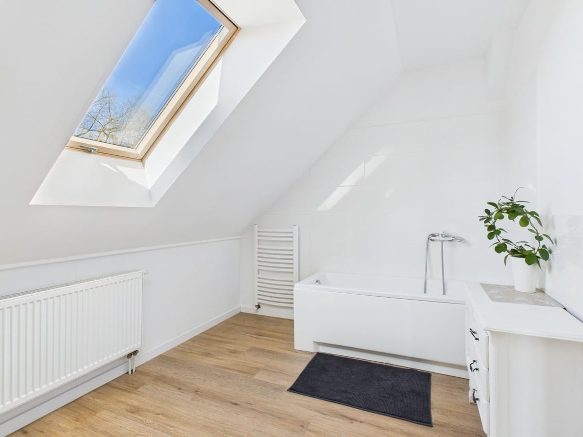 Dom 10 pokojowe na Sprzedaż