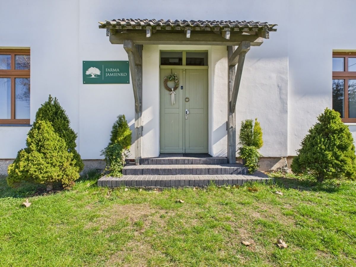 Dom 10 pokojowe na Sprzedaż