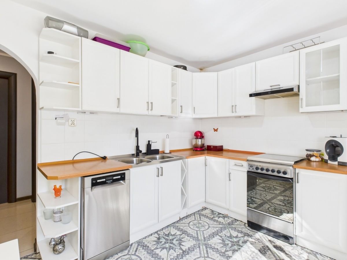 Dom 4 pokojowe na Sprzedaż