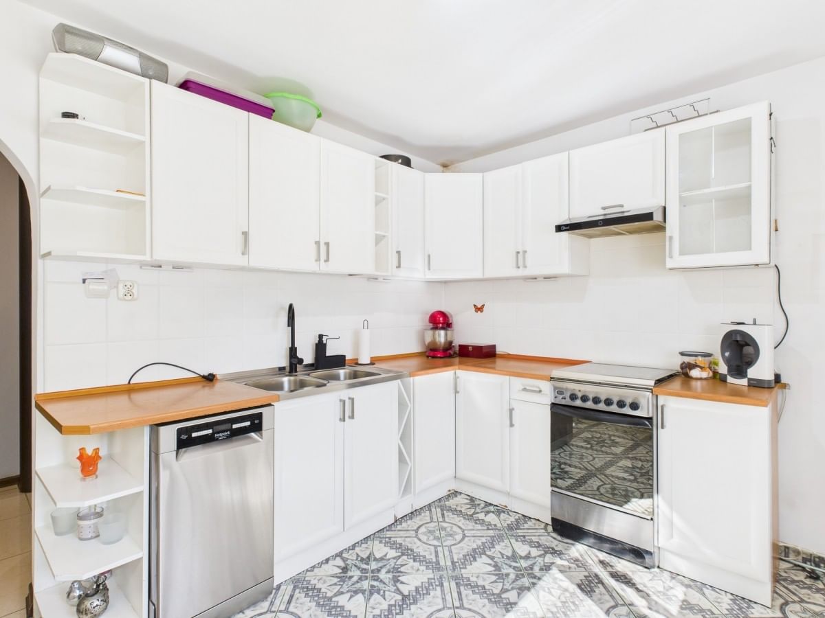 Dom 4 pokojowe na Sprzedaż