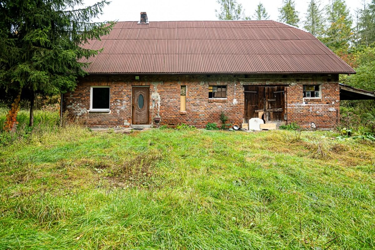 Działka na Sprzedaż  pokoje biuro Tur Nieruchomości Działka  pokojowe na Sprzedaż