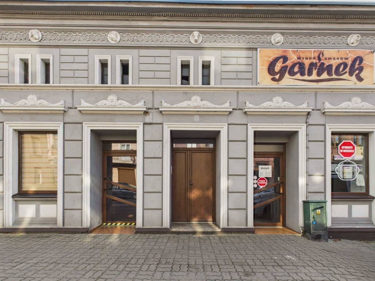 Lokal użytkowy  pokojowe na Sprzedaż