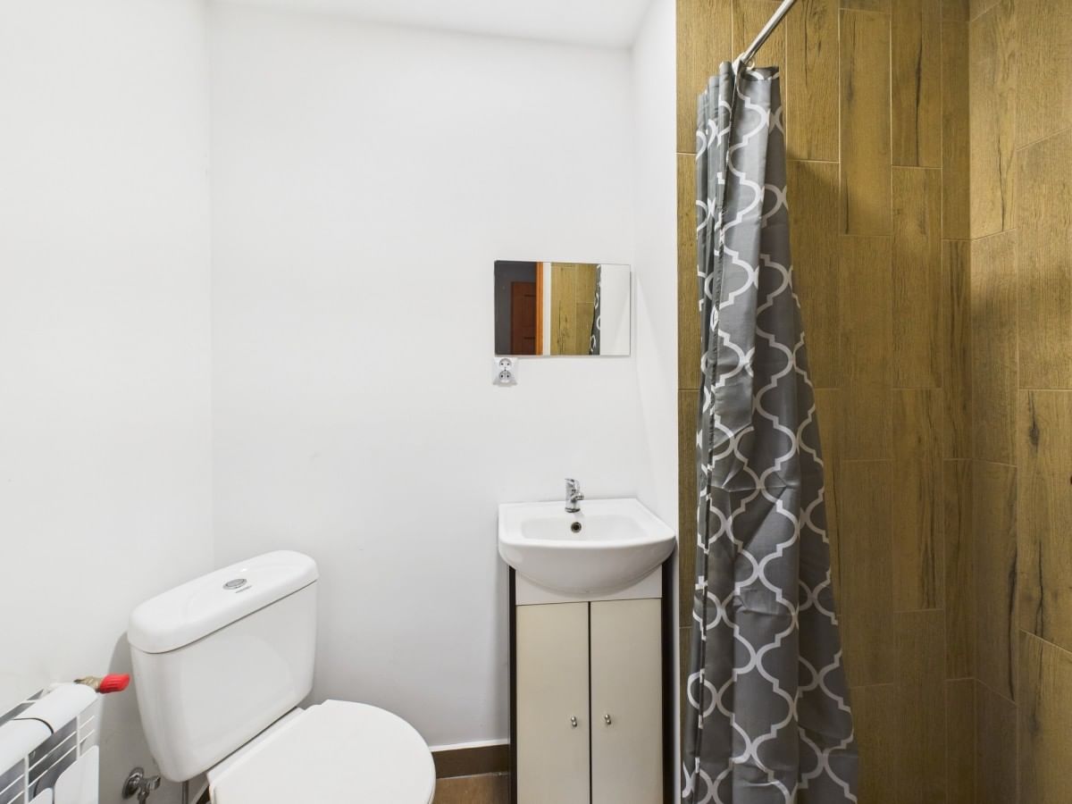 Lokal użytkowy  pokojowe na Sprzedaż