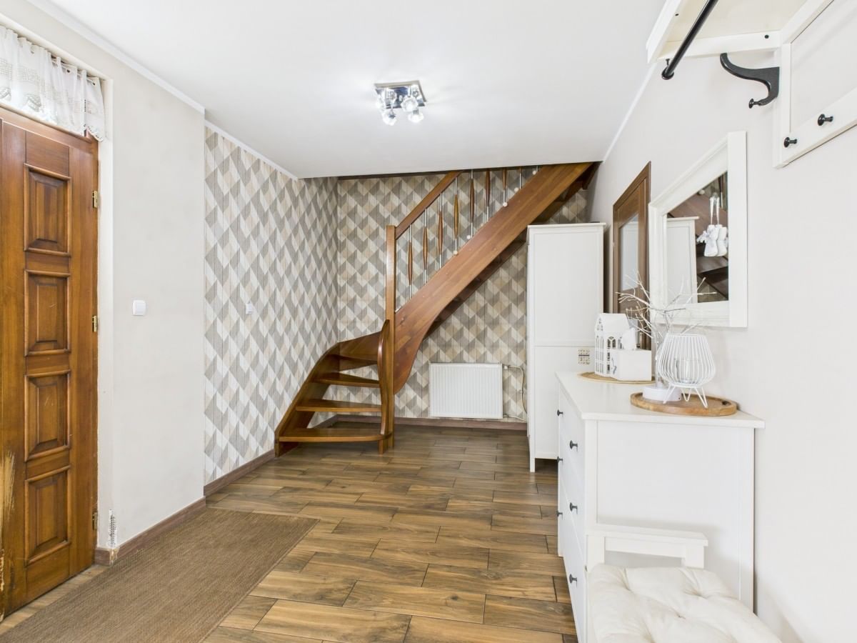 Lokal użytkowy  pokojowe na Sprzedaż