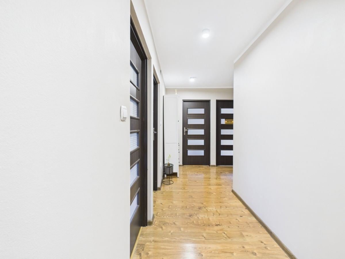 Lokal użytkowy  pokojowe na Sprzedaż