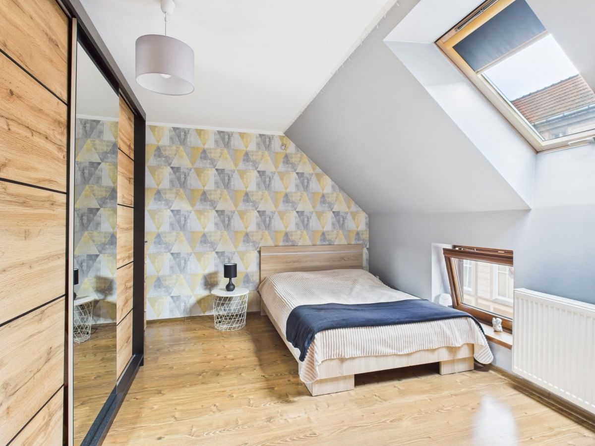 Lokal użytkowy  pokojowe na Sprzedaż