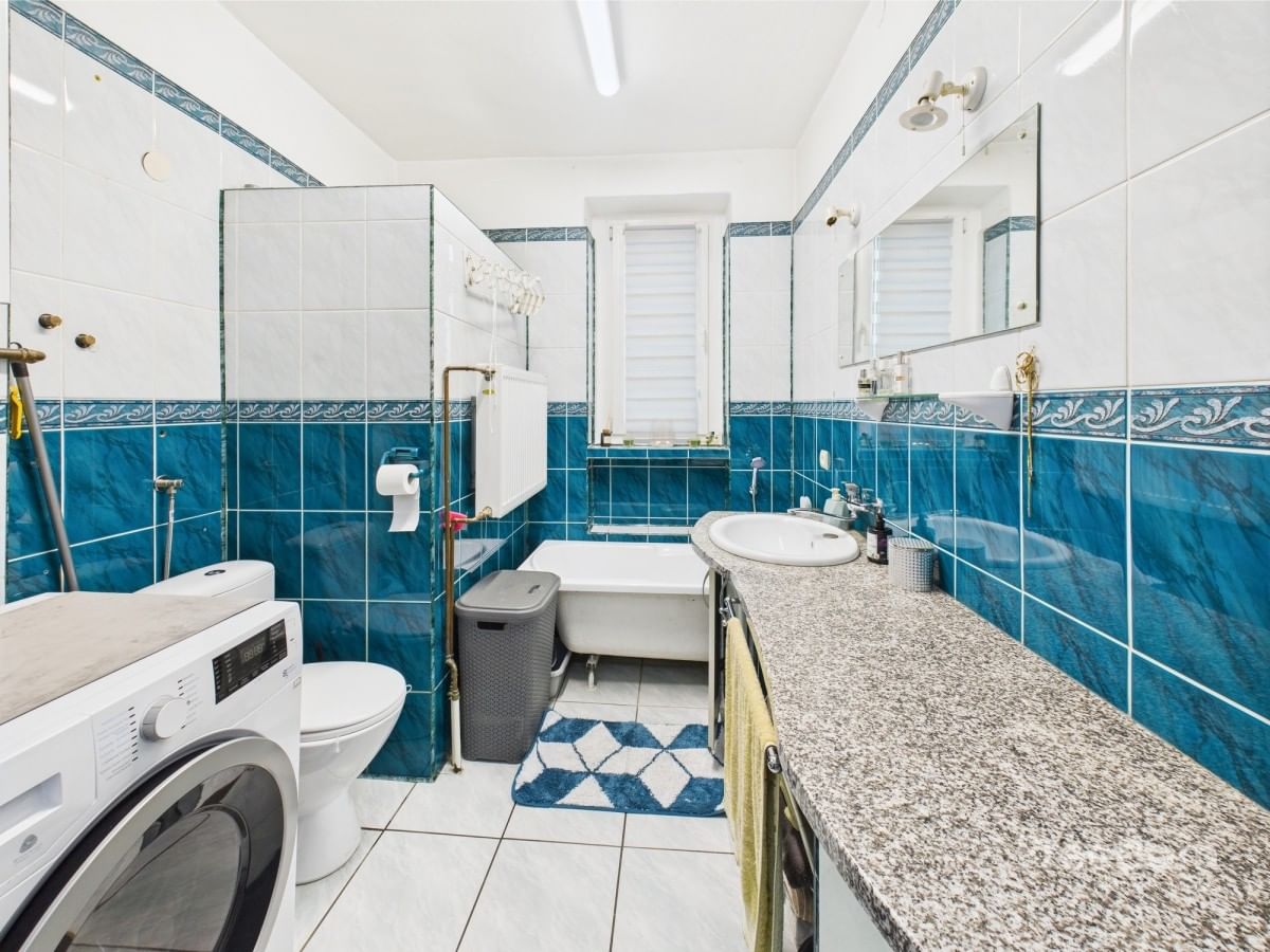 Dom 5 pokojowe na Sprzedaż