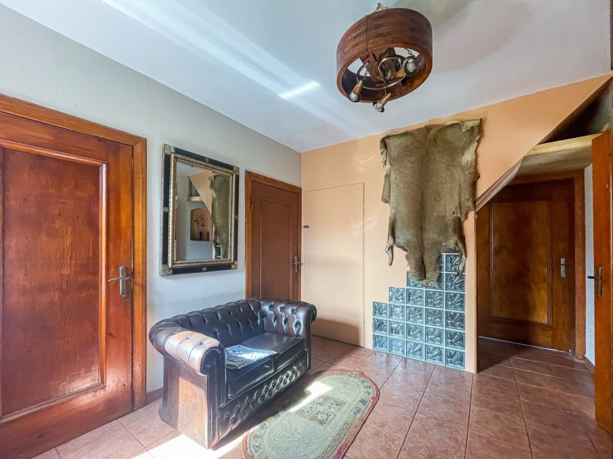 Dom 5 pokojowe na Sprzedaż