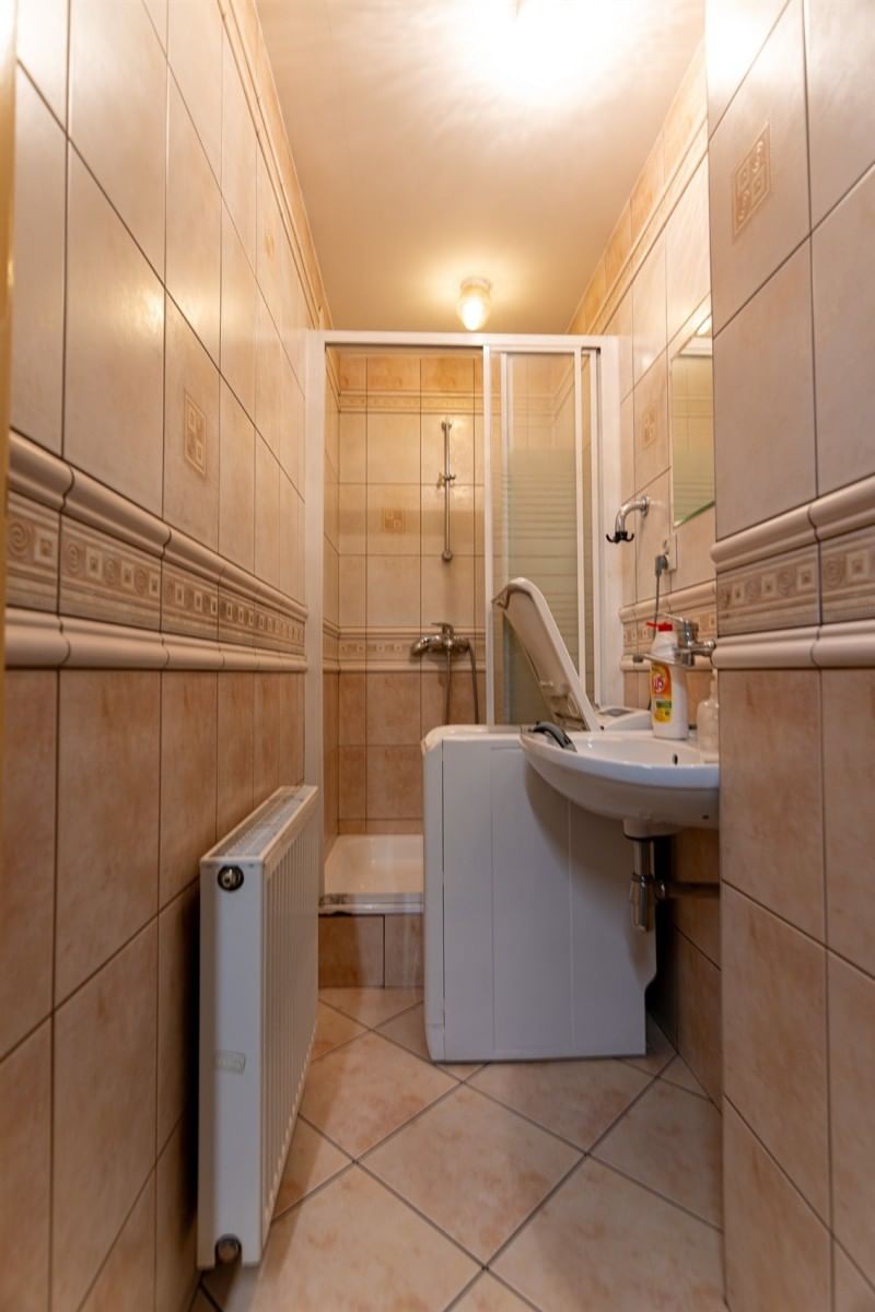 Lokal użytkowy  pokojowe na Sprzedaż