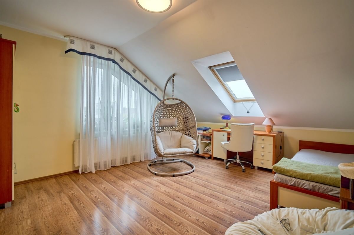 Lokal użytkowy  pokojowe na Sprzedaż