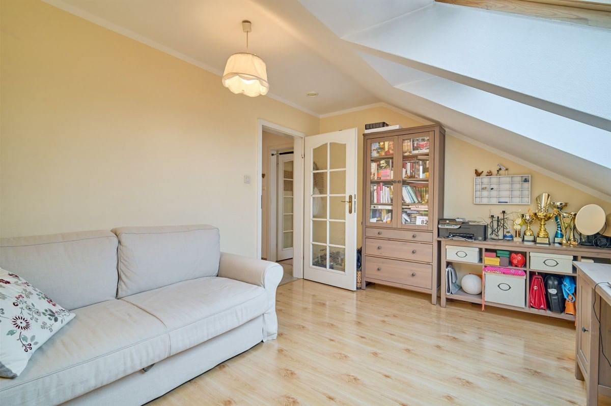 Lokal użytkowy  pokojowe na Sprzedaż