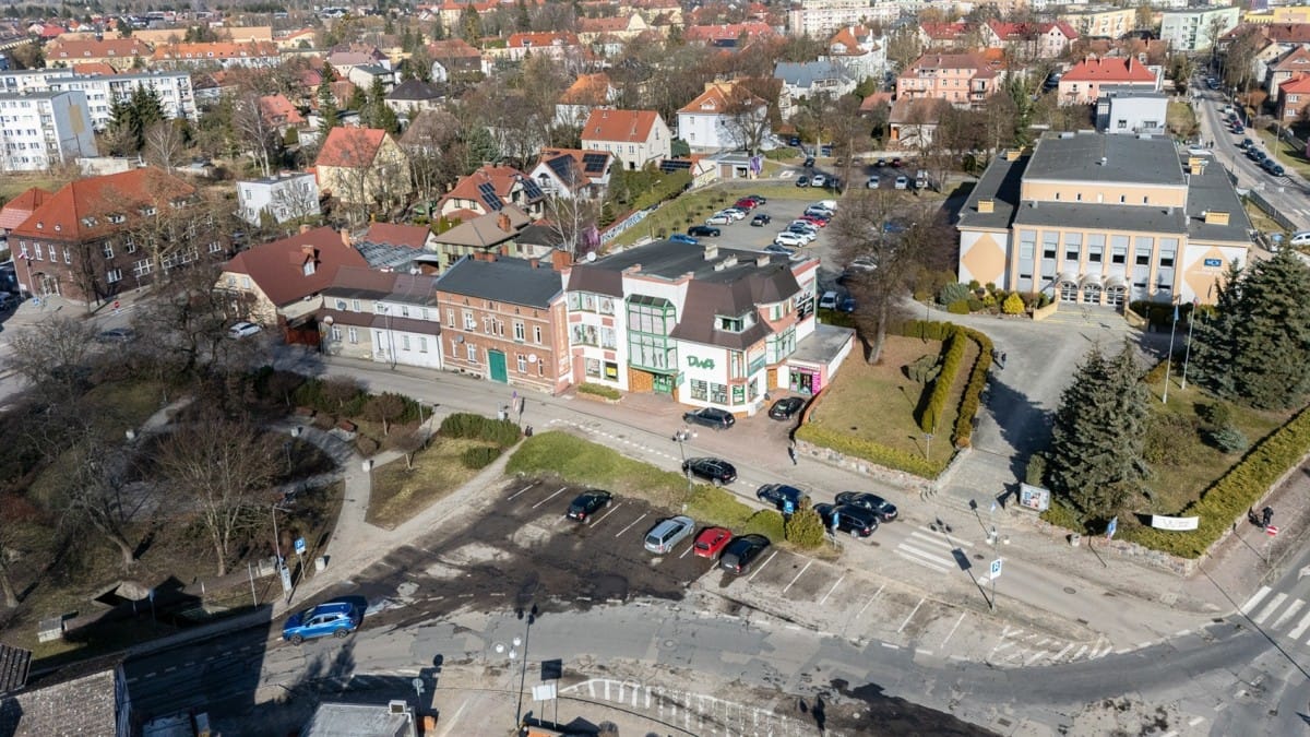 Lokal użytkowy  pokojowe na Sprzedaż