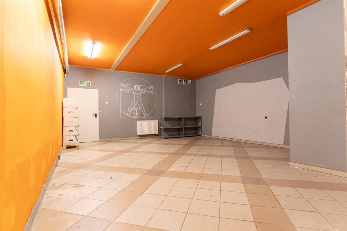 Lokal użytkowy  pokojowe na Sprzedaż