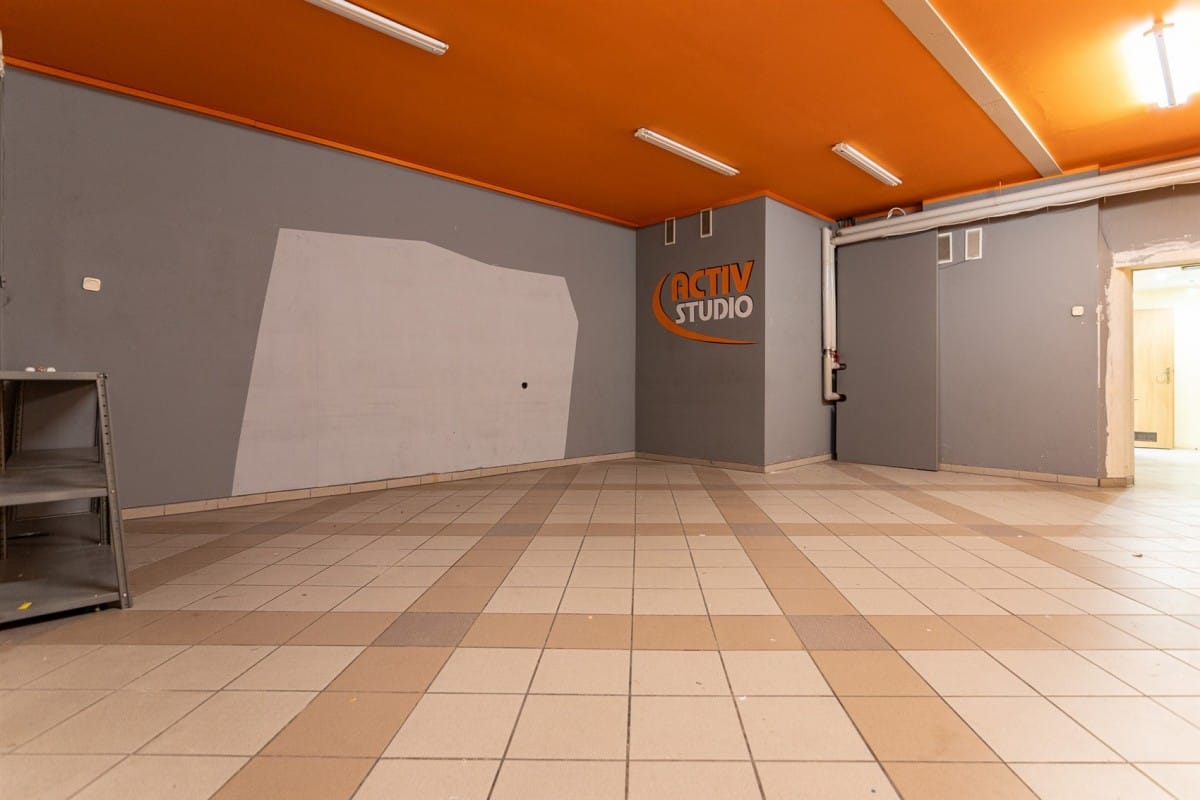 Lokal użytkowy  pokojowe na Sprzedaż