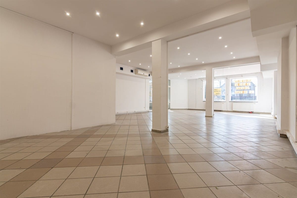 Lokal użytkowy  pokojowe na Sprzedaż