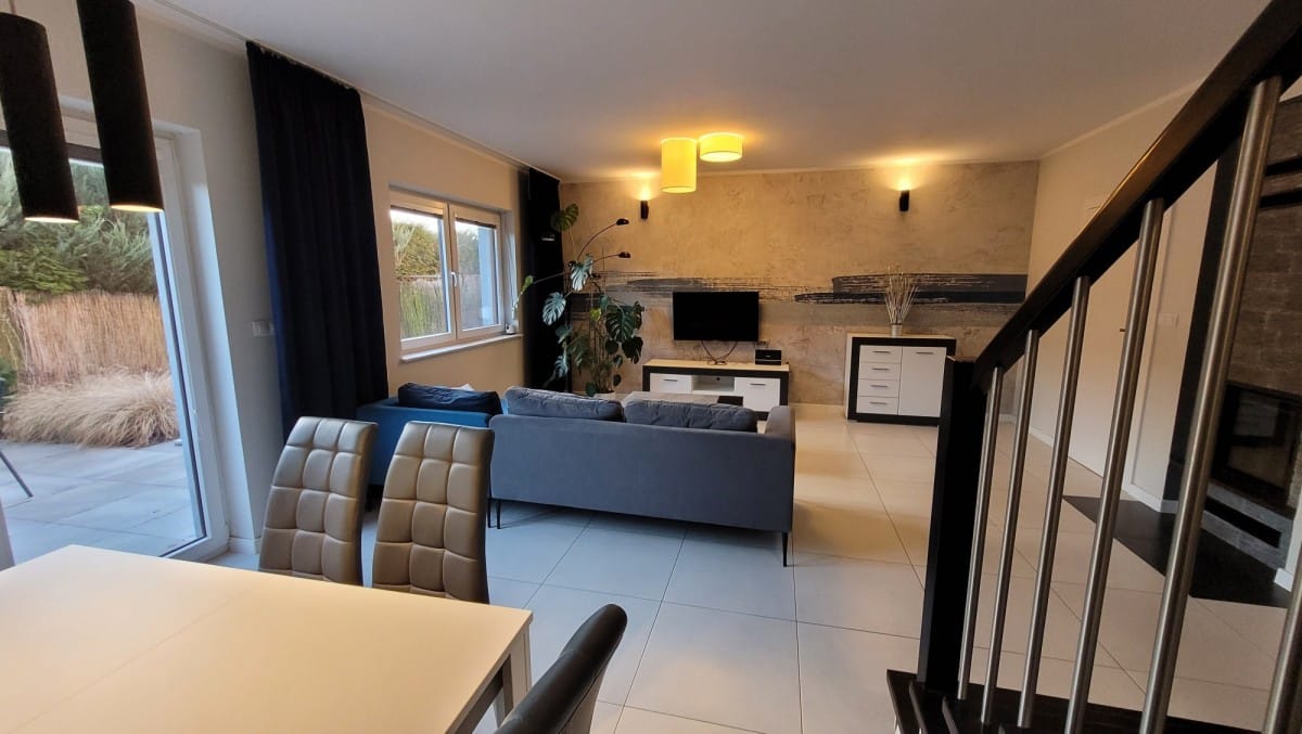 Dom 5 pokojowe na Sprzedaż