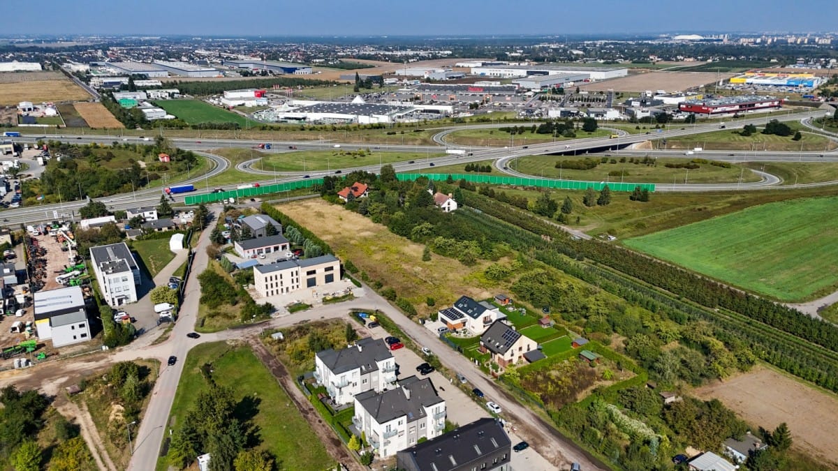 Działka  pokojowe na Sprzedaż