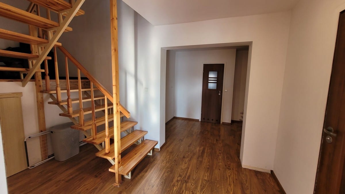 Dom  pokojowe na Sprzedaż