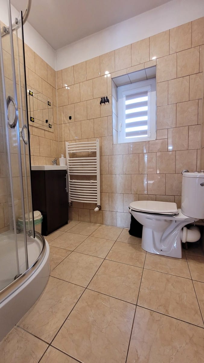 Dom  pokojowe na Sprzedaż