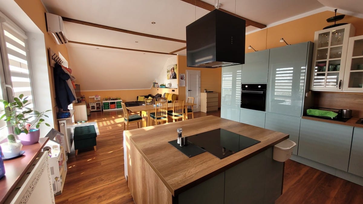 Dom  pokojowe na Sprzedaż