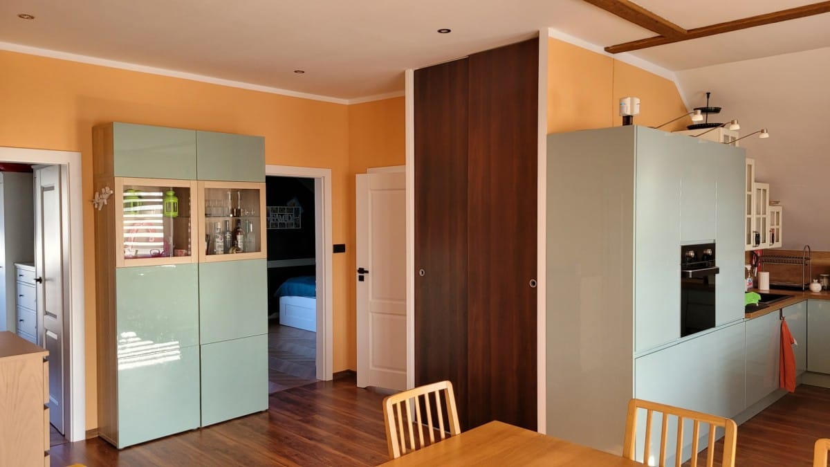 Dom  pokojowe na Sprzedaż