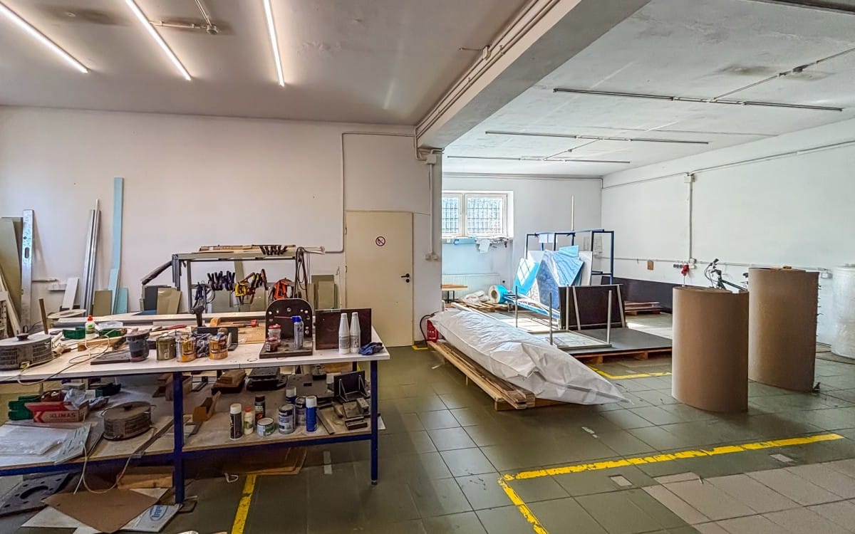 Lokal użytkowy  pokojowe na Sprzedaż