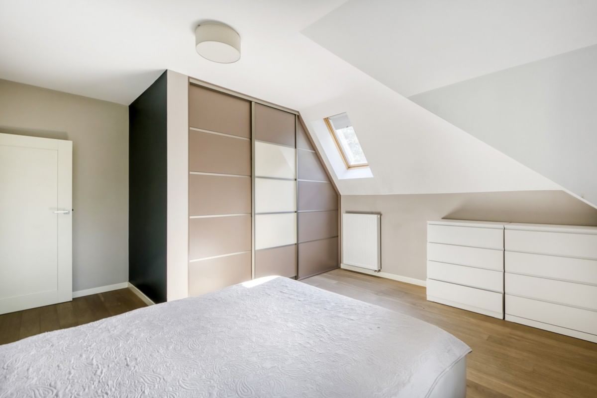 Dom 5 pokojowe na Sprzedaż