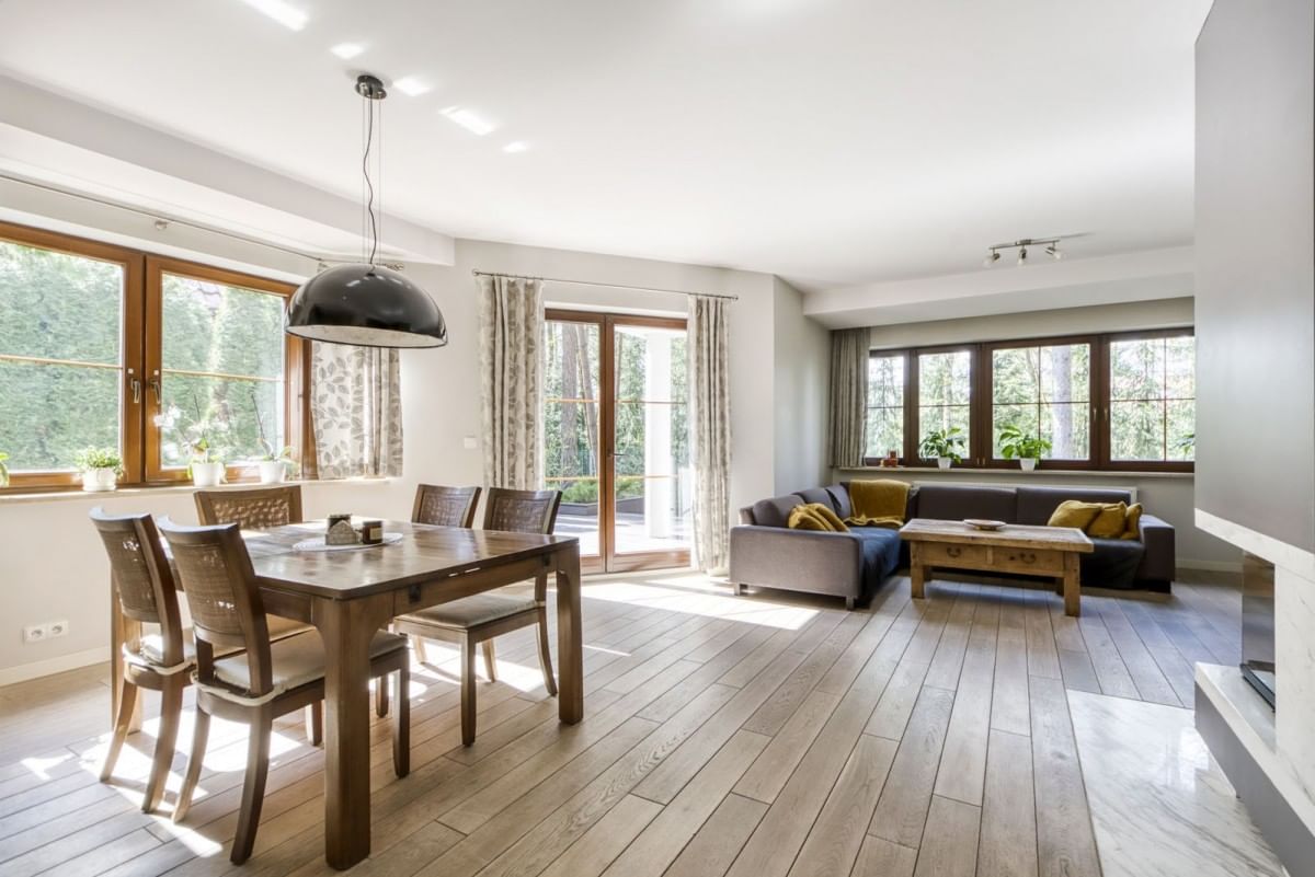 Dom 5 pokojowe na Sprzedaż