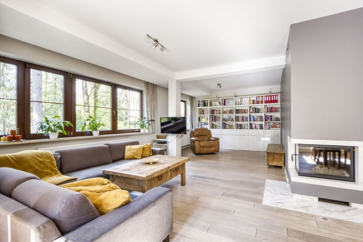 Dom 5 pokojowe na Sprzedaż