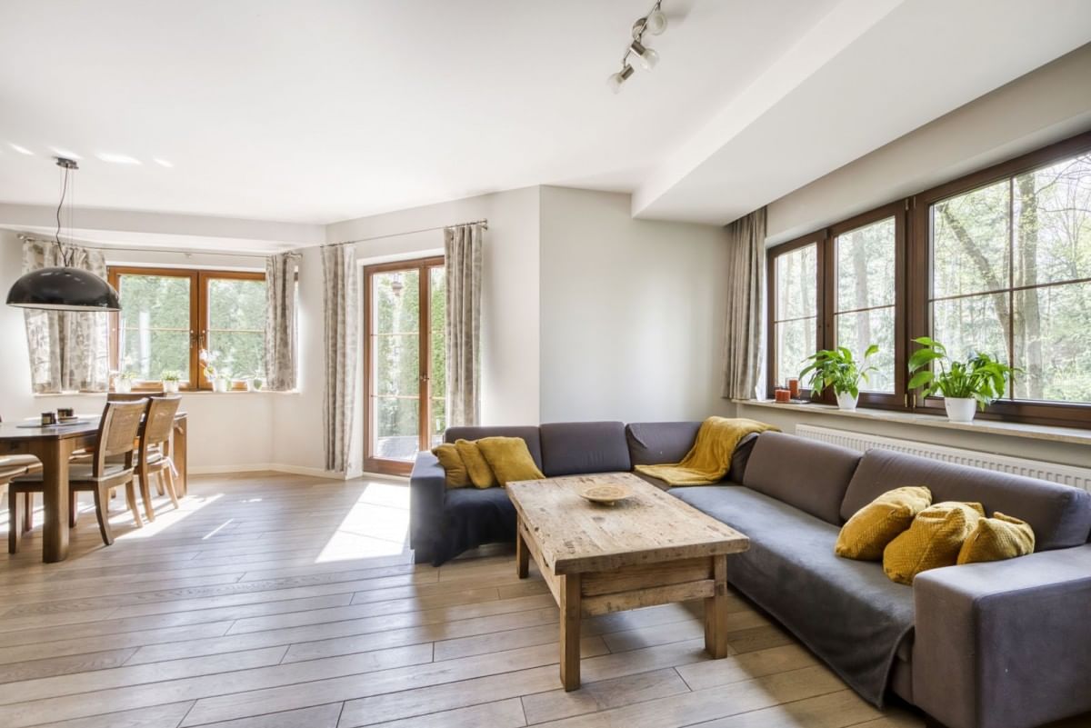 Dom 5 pokojowe na Sprzedaż