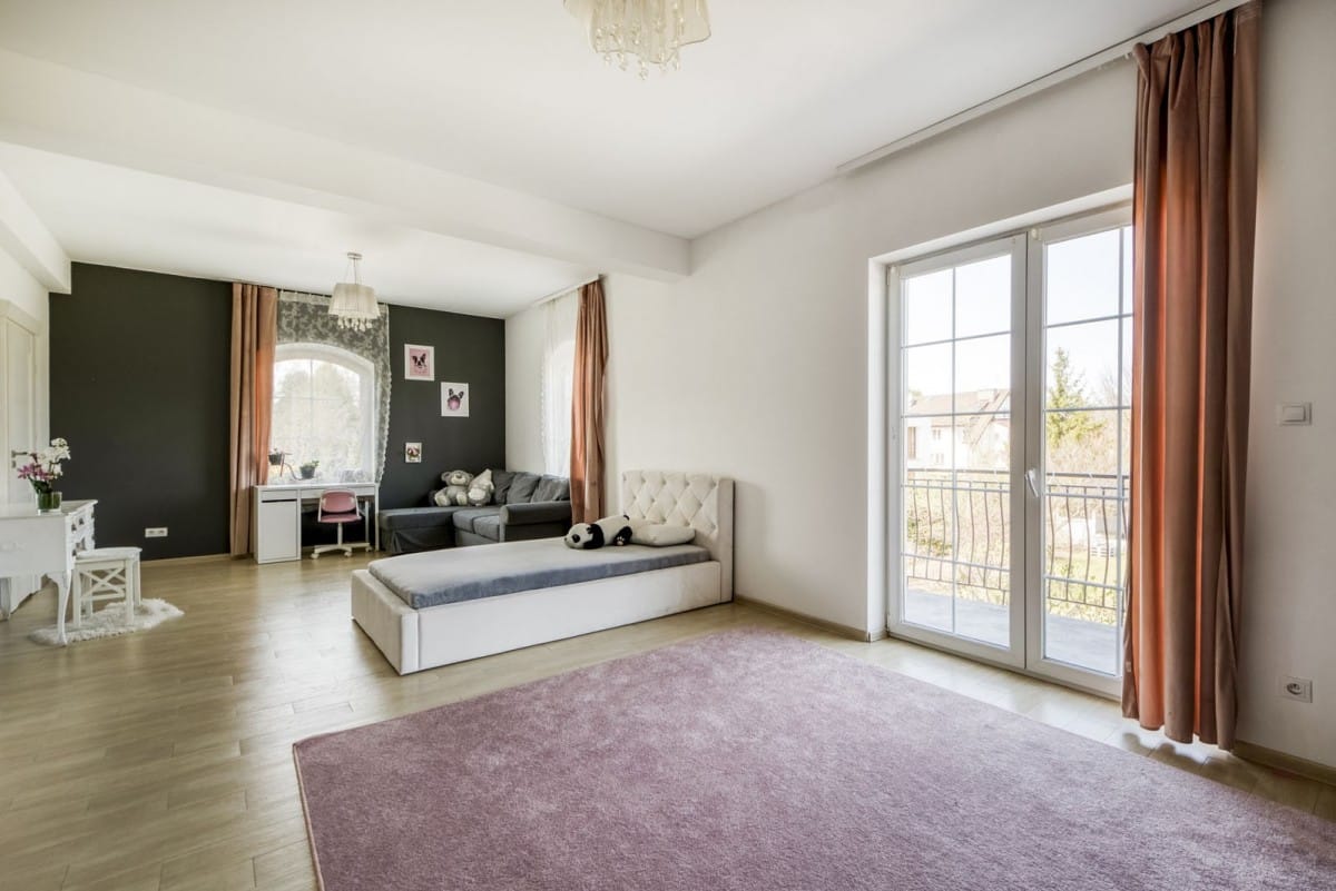 Dom 6 pokojowe na Sprzedaż