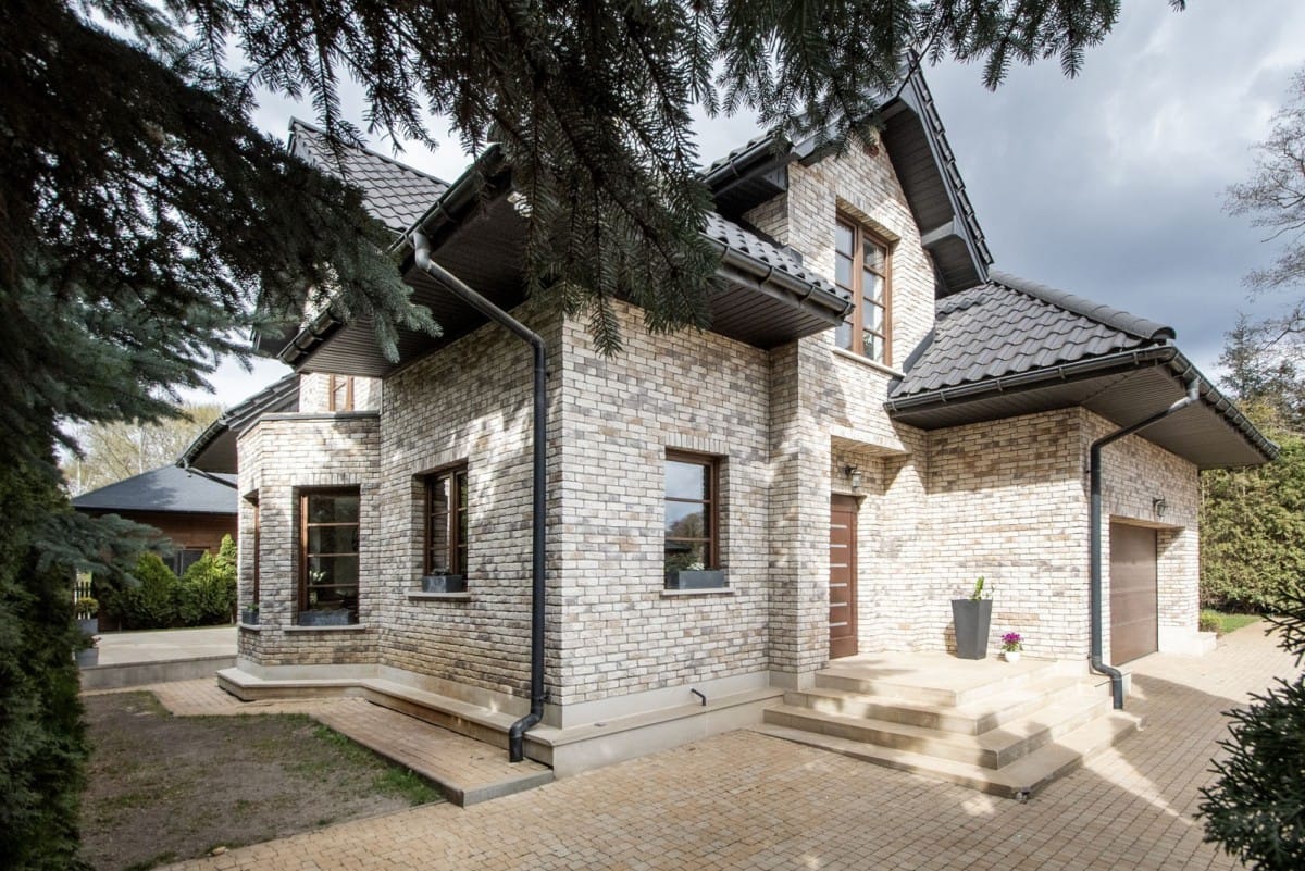 Dom 5 pokojowe na Sprzedaż