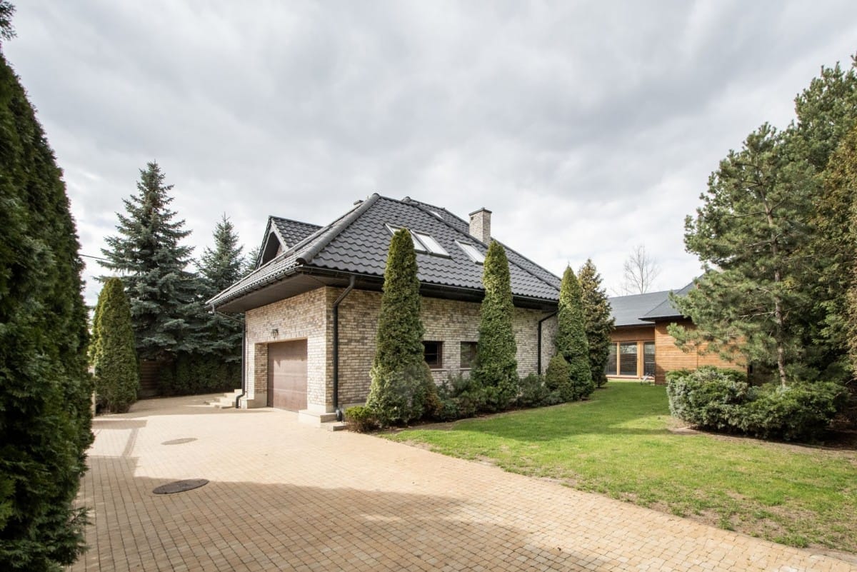 Dom 5 pokojowe na Sprzedaż