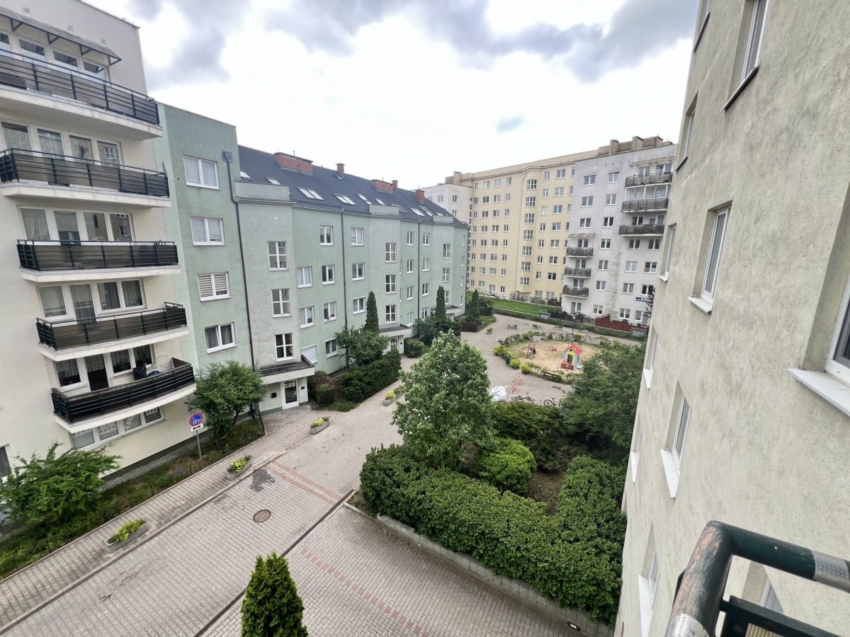 Mieszkanie 1 pokojowe na Sprzedaż
