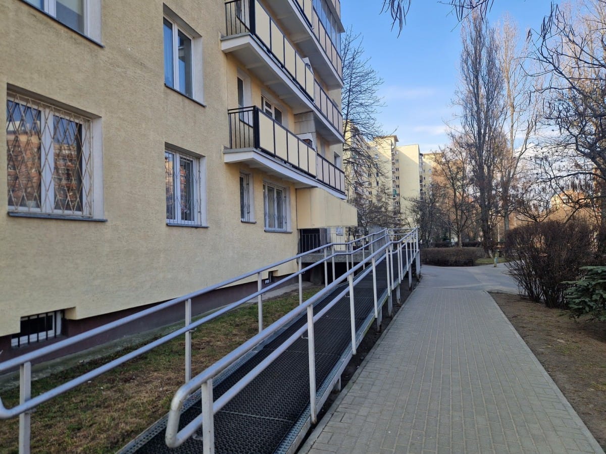 Mieszkanie 3 pokojowe na Sprzedaż