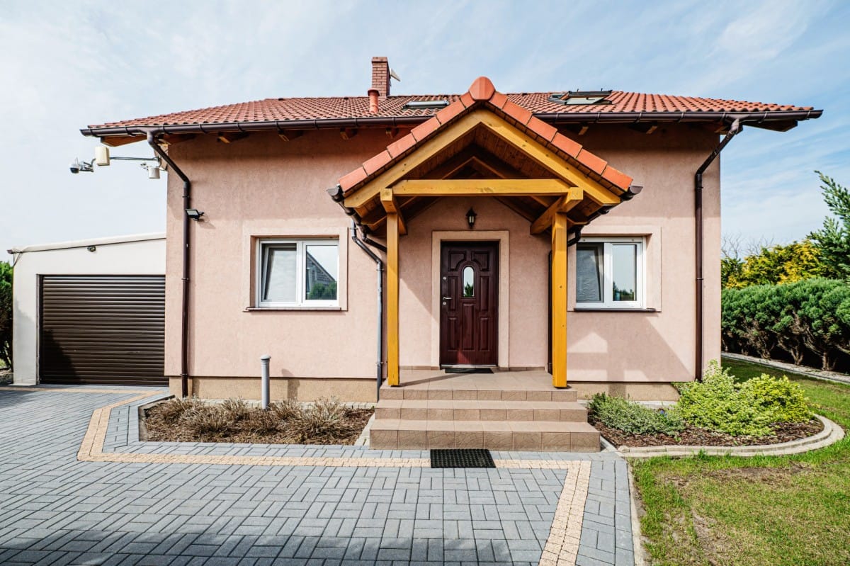 Dom 5 pokojowe na Sprzedaż