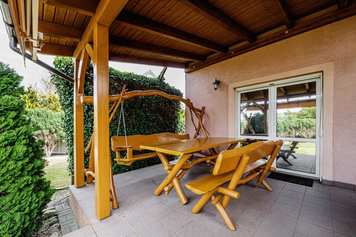 Dom 5 pokojowe na Sprzedaż